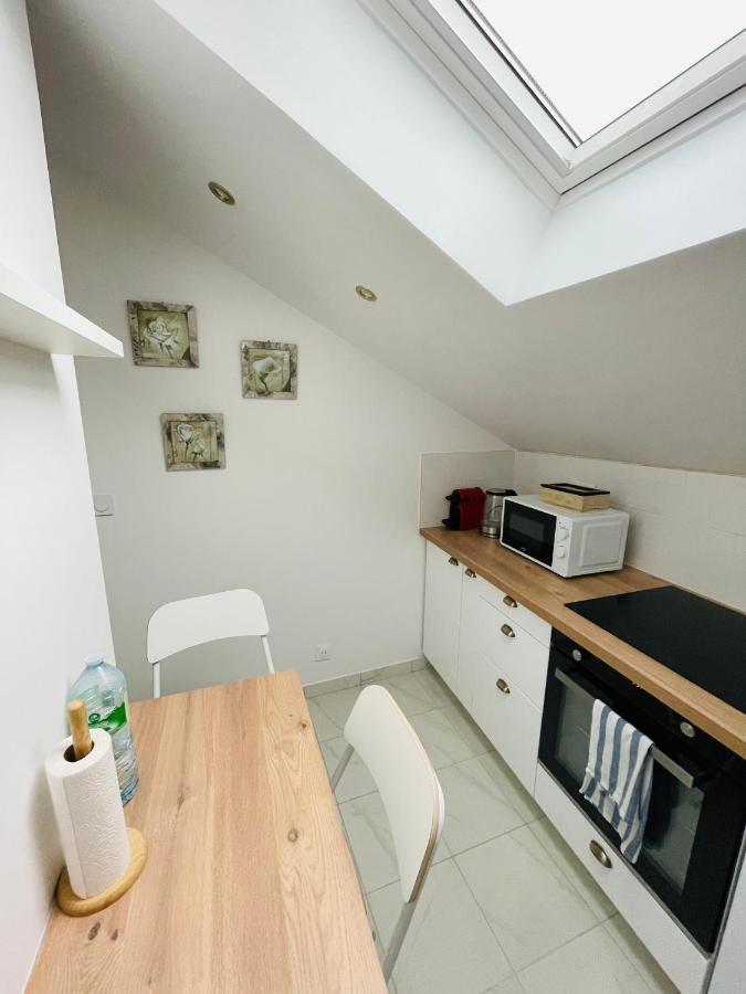 Appartement Charmant Et Lumineux Villejuif Exterior foto